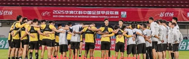 金年会-世俱杯历届金球奖得主回顾与点评：传奇球员荣耀瞬间汇总